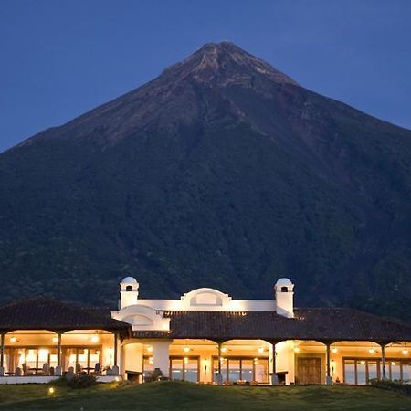 Hotel La Reunion Golf Resort And Residences Antigua Buitenkant foto